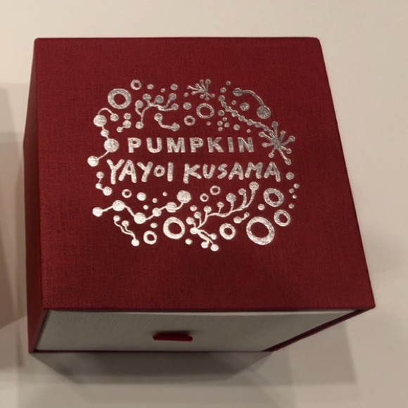 Yayoi Kusama Sculptures - Picture 3 of 5